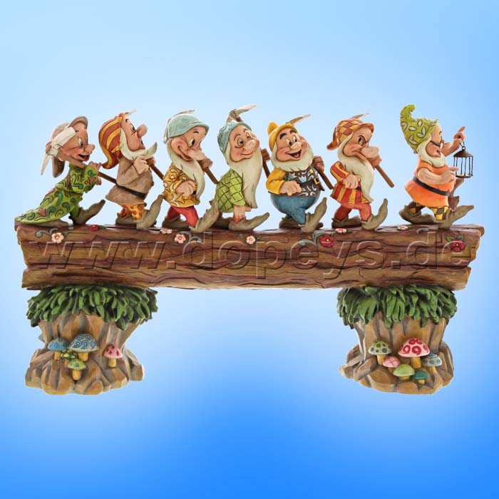 A Good Day’s Work, A Good Night’s Sleep (7 Zwerge Baumstamm Meisterstück) Figur von Disney Traditions / Jim Shore - Enesco 6005147