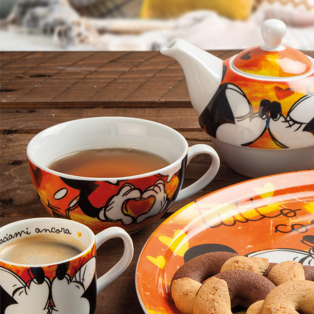 Disney Mickey & Minnie Set aus Teekanne & Teetasse "Tea For One" im italienischen Design